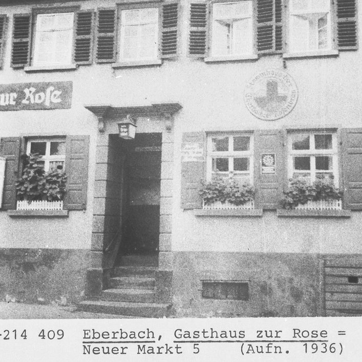 Quelle: https://www.bildindex.de/document/obj20501961?medium=mi04551b12